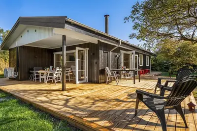 Image de \"Tameran\" - 1km from the sea by Interhome