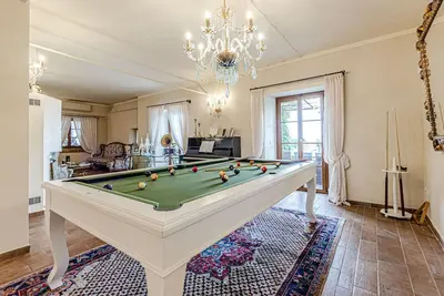 Image de Villa à Montecatini Val Di Cecina avec 5 chambres à coucher, 10 couchages