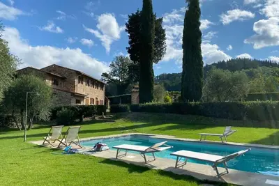 Image de Villa à Cerbaia avec 6 chambres à coucher, 12 couchages