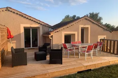 Image de Gîte 'Domaine De Jarentin 4-5 P' avec Wi-Fi