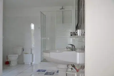 Image de Spacieux Appartement De Villa