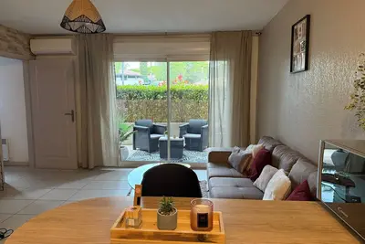 Image de Appartement T2 cosy proche commodités et mer