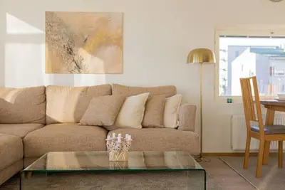 Image de New 2 bdr City Apartment w/Sauna