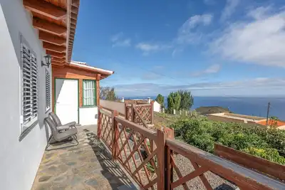 Image de Maison de Vacances 'Los Duraznos' avec Terrasse Privée, Jardin Privé et Wi-Fi