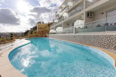 Image de Xagħra Escape – Penthouse with Views & Pool Access