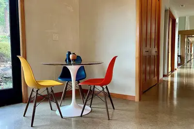 Image de Lone Rock Guest House, 20 acres minutes from the North Umpqua River