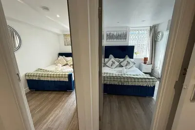 Image de Cozy 2-Bedroom Apartment in Kentish Town Ideal for Relaxing Stays with Amenities