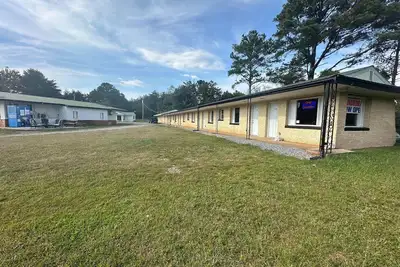 Image de Spacious double sized motel room in Copperhill