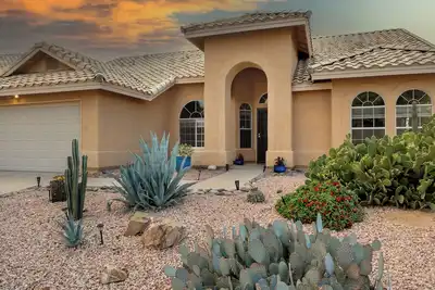 Image de Northwest Tucson Vista Hideaway/Heated pool with fee! New Listing!