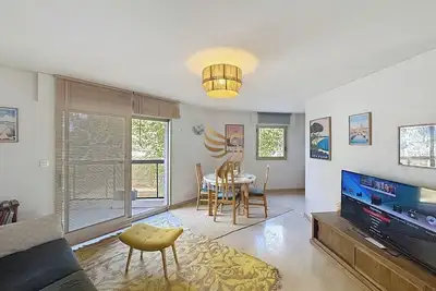 Image de Edénia, T2, Clim, balcon, piscine, Wifi and parking