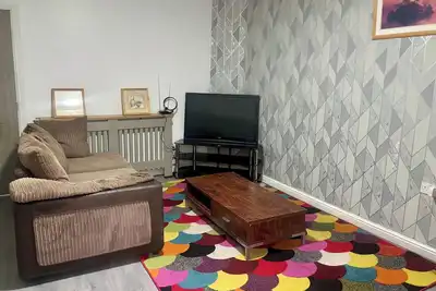 Image de 2 Bed House-Sleeps 4-Free Parking