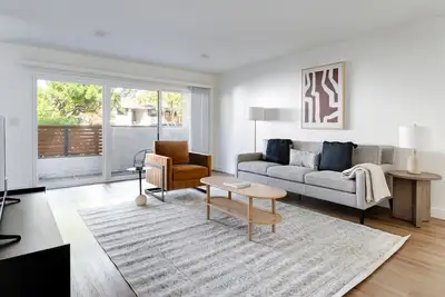 Image de Blueground | Cupertino, pool, nr Cupertino Park