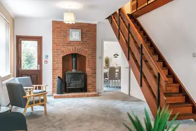 Image de 6 chambres à coucher à Desford