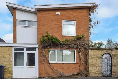 Image de 4 chambres à coucher à Kenilworth