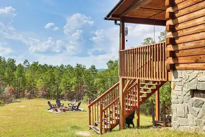 Image de Deck & Mtn Views: 'Sunset Ridge Cabin' in Murphy