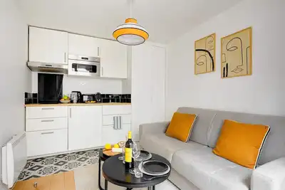 Image de Suite L’Écouffes — charme secret du Marais