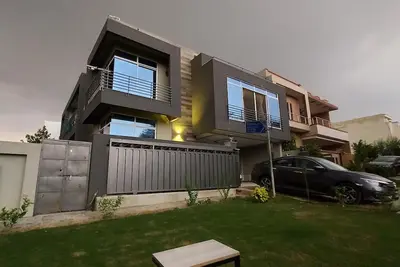 Image de Full private floor in G-15 | 15 minutes drive from airport and city centre