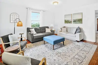Image de Walk to Caesars Casino | 3br Home w/King Bed