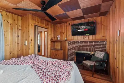 Image de Historic Tacony Retreat ~ with Sauna