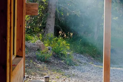 Image de Cozy Cabin Retreat in Midway