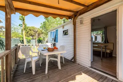 Image de Mobil-home | Comfort | 2 Ch. | 4/6 pers. | Terrasse surélevée | A/C