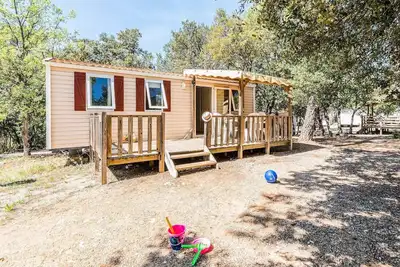 Image de Mobil-home | Classic | 3 Ch. | 6 pers. | Terrasse surélevée | A/C