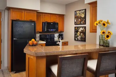 Image de View the Fall foliage in this 1-bdrm villa w/kitch, sleeps 4 in lovely Avon, Co