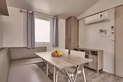 Image de Mobil-home | Comfort | 2 Ch. | 4/6 pers. | Terrasse surélevée | A/C