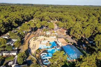 Image de Mobil-home | Classic | 2 Ch. | 4 pers. | Terrasse simple | A/C