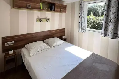 Image de Mobil-home | Classic | 2 Ch. | 4 pers. | Terrasse surélevée non couverte