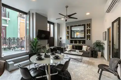 Image de B&W | 2br, Near Beach, Wifi, A/C in Old San Juan