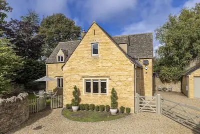 Image de A stunning property nestled in one of the prettiest Cotswold villages - St Mary's Cottage