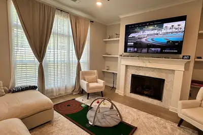 Image de Luxury and Executive 4-bedroom house, Close to Blue Oval City