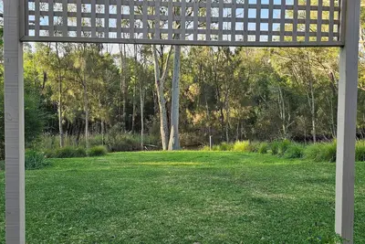 Image de Tranquil home 5 minutes from Rosedale Beach, peaceful surrounds and creek