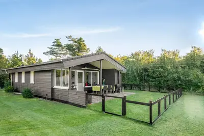 Image de \"Sjarlotte\" - 400m to the fjord by Interhome