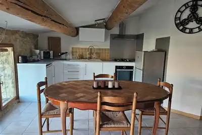 Image de Maison a étage dans un village très calme