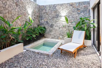 Image de Piscine et Plage : L’Escapade Parfaite