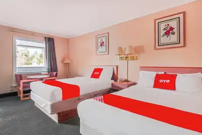 Image de Spacious & Budget-Friendly Room w/ Free Parking Near Trails & Parks