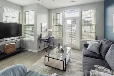 Image de Landing | Beautiful 3bd, Pool, Gym