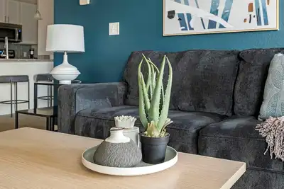 Image de Landing | Beautiful 2bd, Gym, Clubhouse