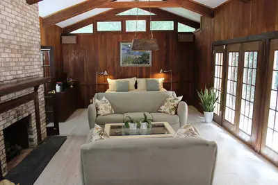 Image de Charming and spacious guesthouse in  the lovely hills of Manchester, Georgia.