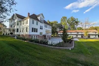 Image de Parkway House Goshen Bed & Breakfast Suite #1