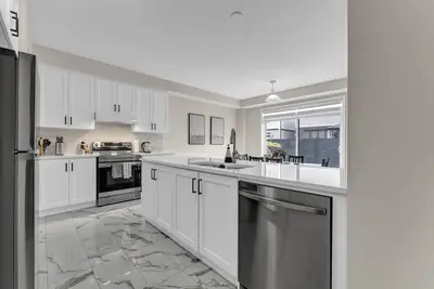 Image de Luxury 4br Retreat • Game Room • 100% Super Clean