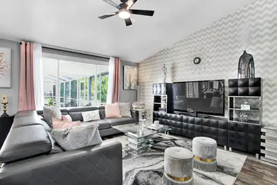 Image de 4br/3ba 15 min to Downtown, Sports & Busch Gardens