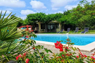 Image de Maison de vacances en campagne avec piscine