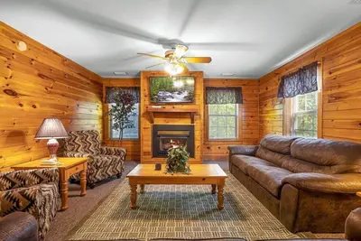 Image de Pigeon Forge 125 - Trois Chambres Villa, Couchages 14