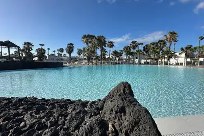 Image de Apartment in \"Oasis Duna\" with pool view suitable for couples or family