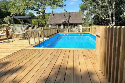Image de Villa Hakuna Matata piscine chauffee 4 chambres proche a Périgueux mais au calme