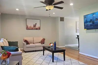 Image de Charming family friendly 3-bedroom house in Silver Spring, Md