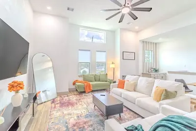 Image de Chic Home in the Heart of Houston